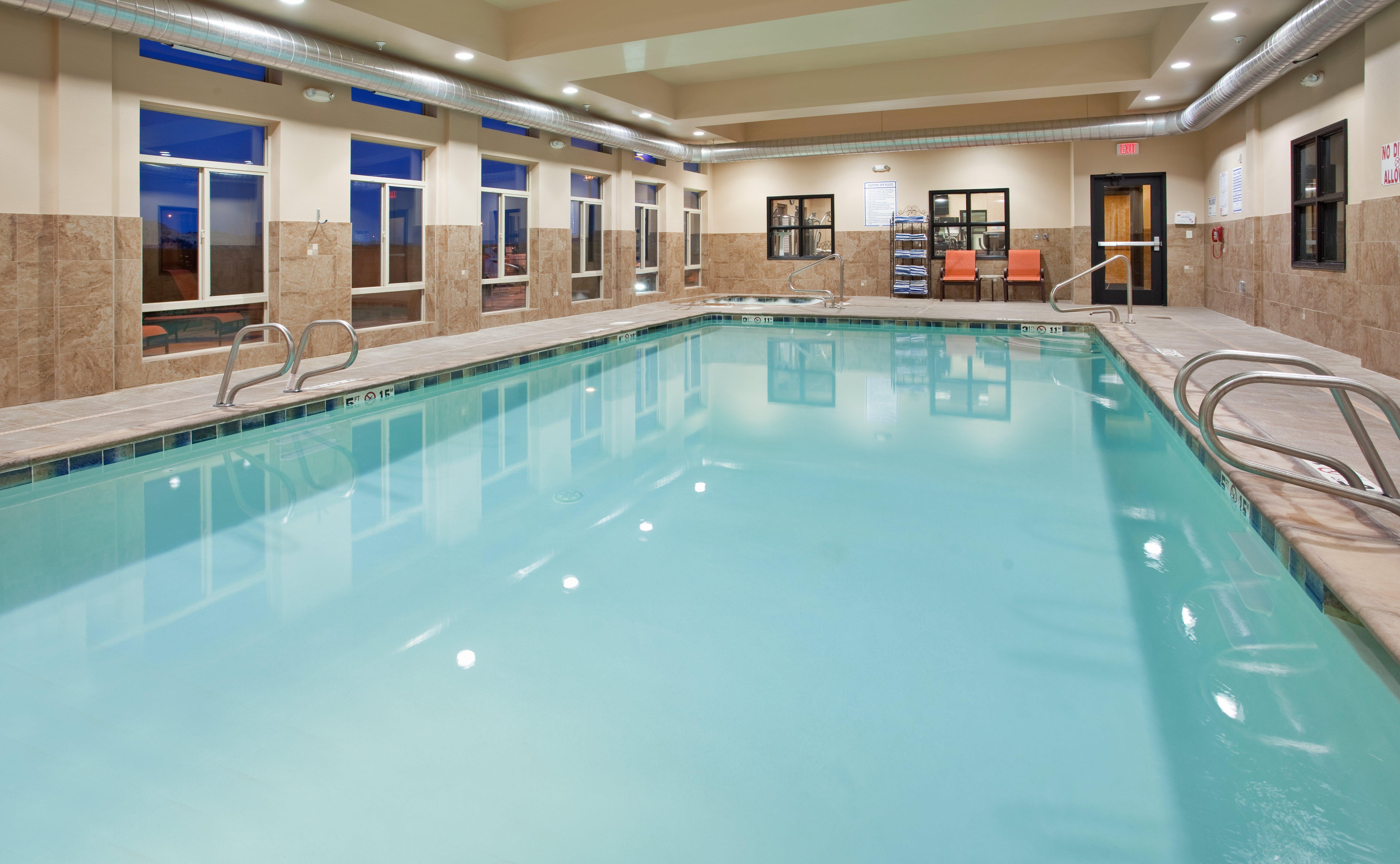 Holiday Inn Express & Suites Gallup East By Ihg מראה חיצוני תמונה