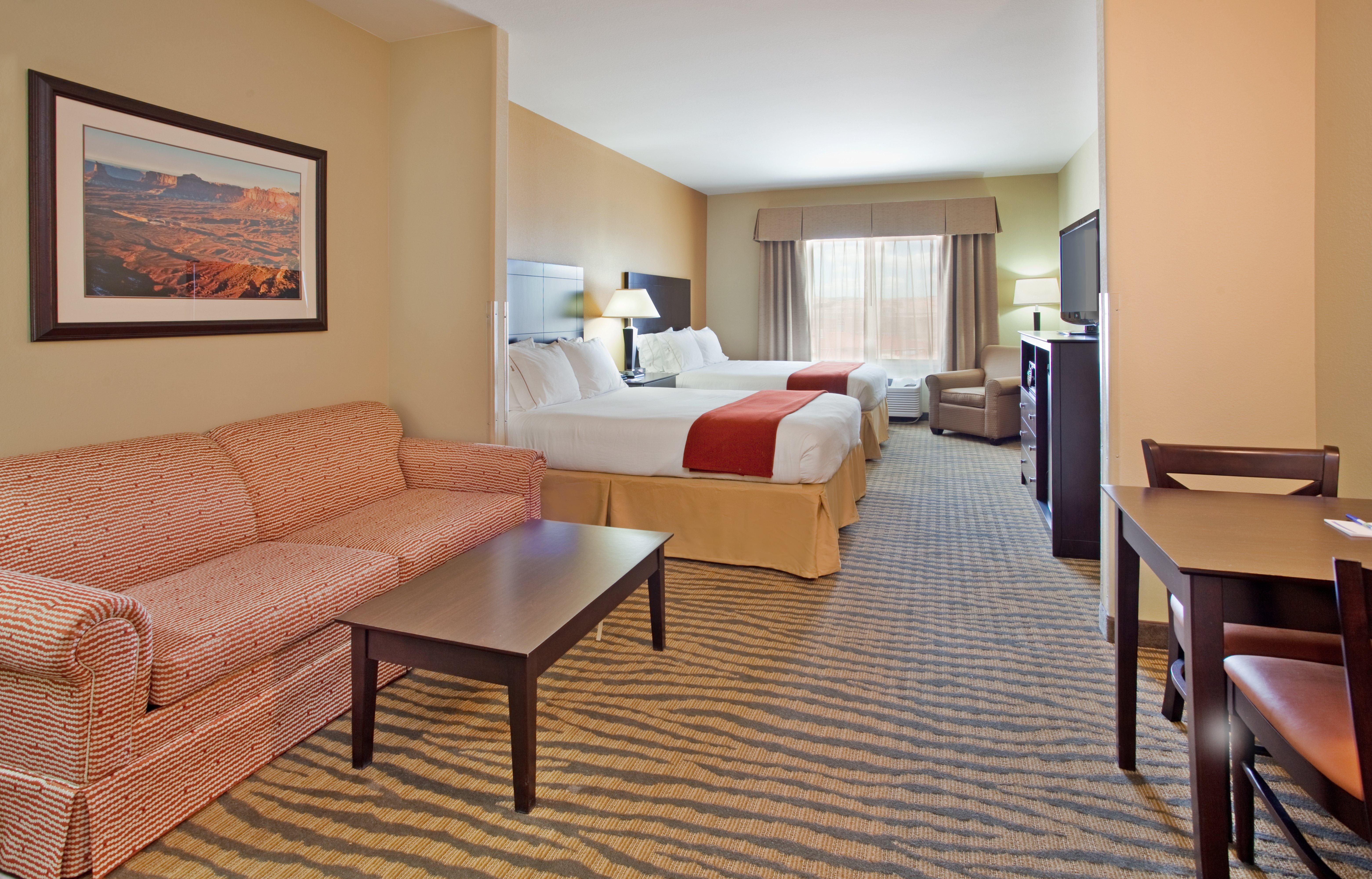 Holiday Inn Express & Suites Gallup East By Ihg מראה חיצוני תמונה