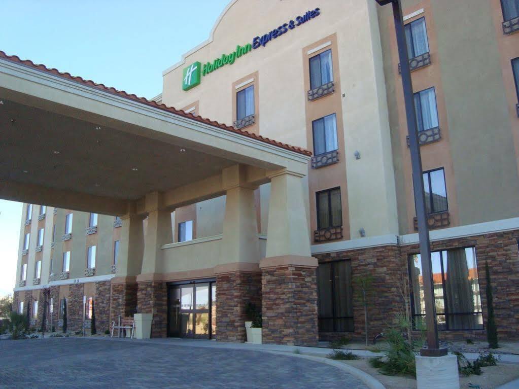 Holiday Inn Express & Suites Gallup East By Ihg מראה חיצוני תמונה